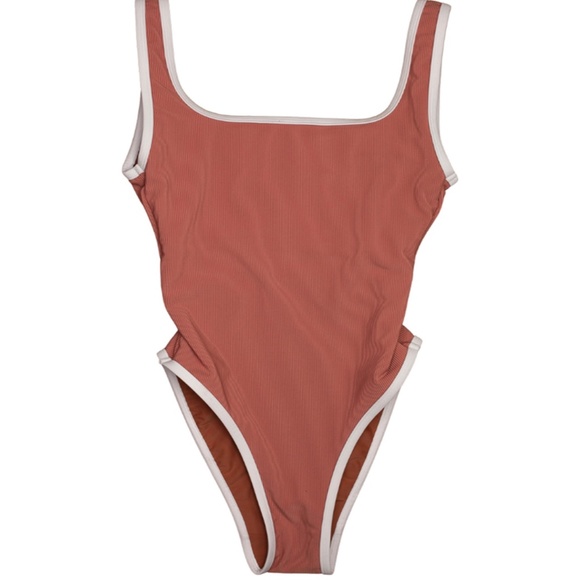 LainSnow - sangria - Picture 5 of 5